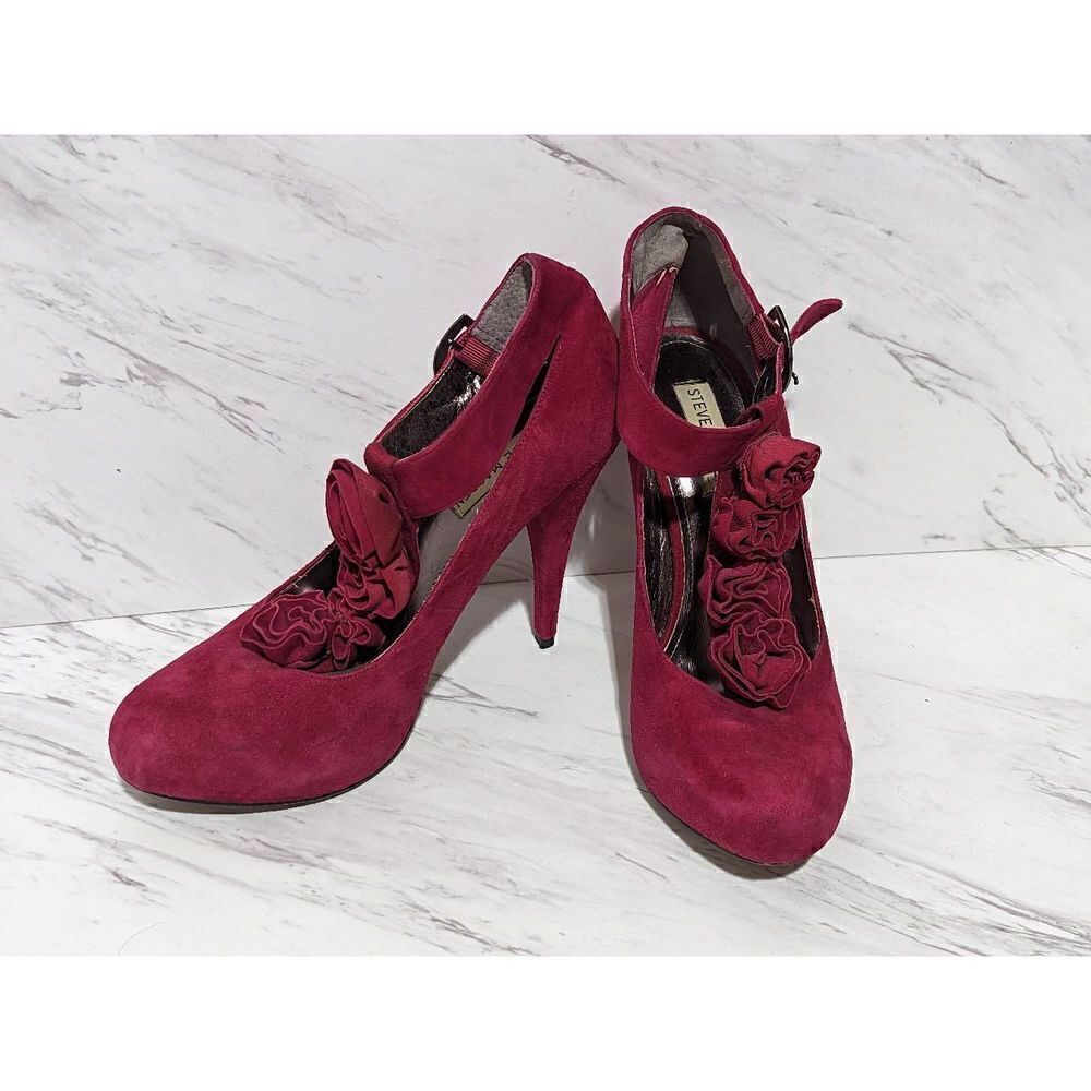 Steve Madden Women's Red Suede Flower Heels Size 8